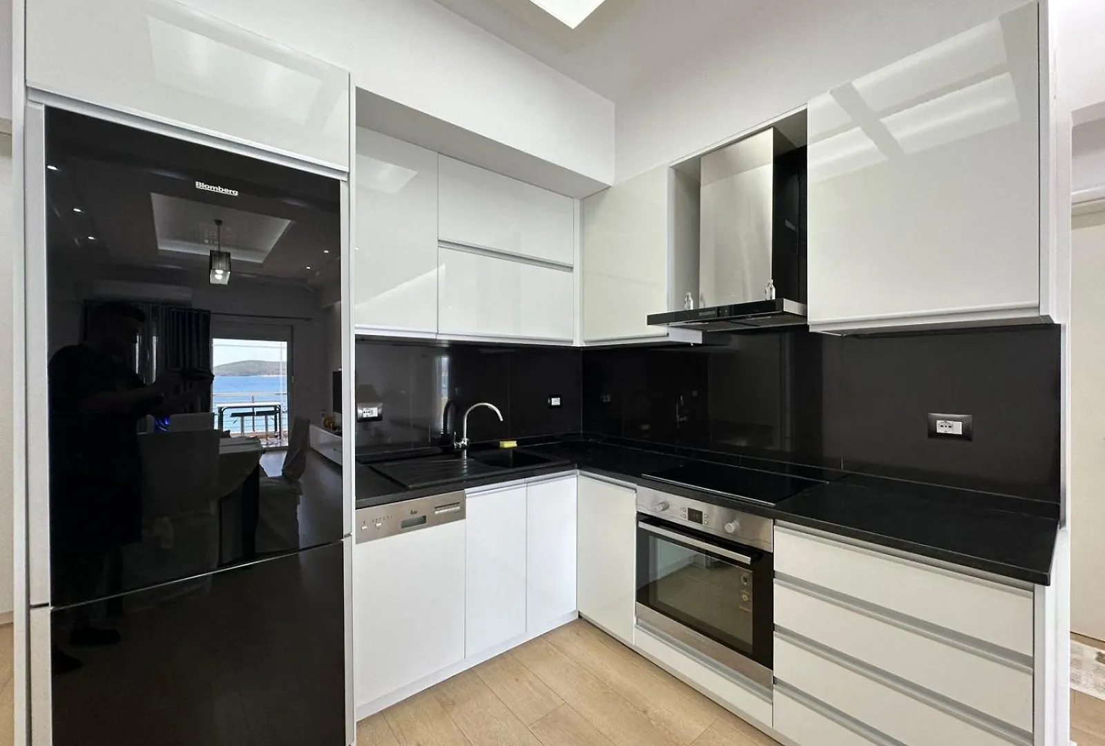Alpha Seaside Apartment Sarandë