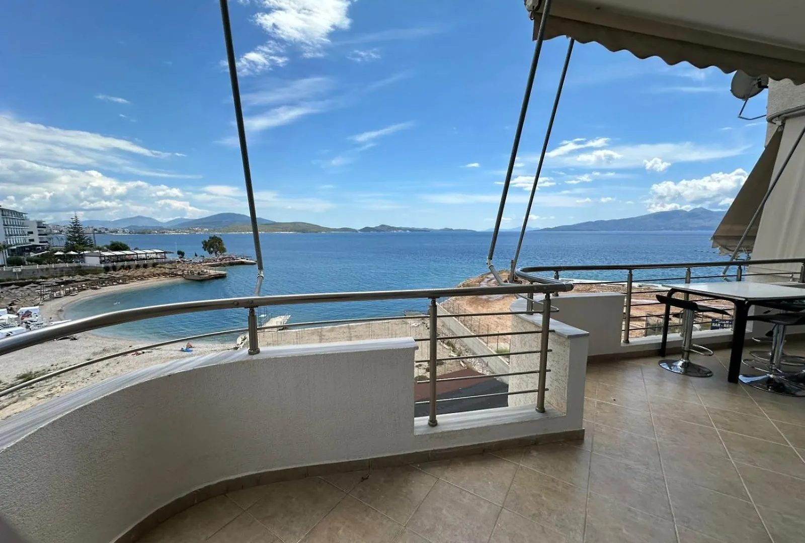 Alpha Seaside Apartment Sarandë Albanië